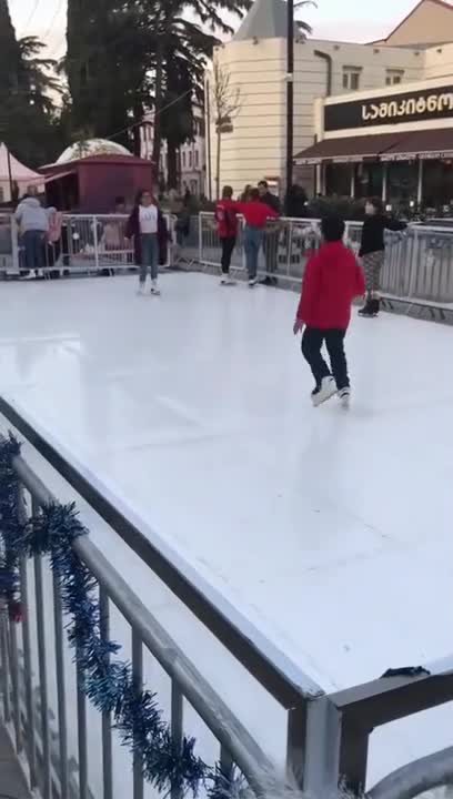 La patinoire la plus pourrie au monde